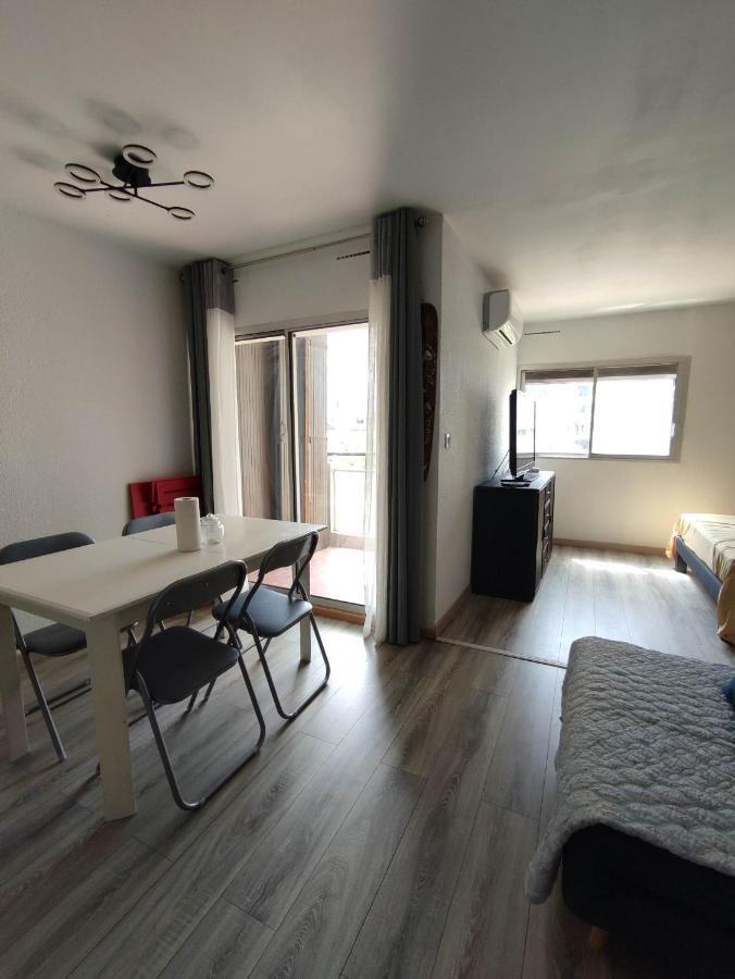 De 25m² - 30m De La - Barcares Apartment